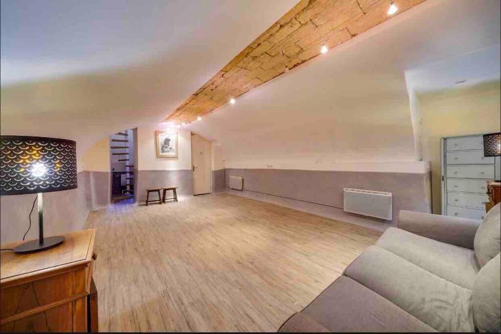 Villa Place St Pierre - Bordeaux Centre - 4 Pers ภายนอก รูปภาพ